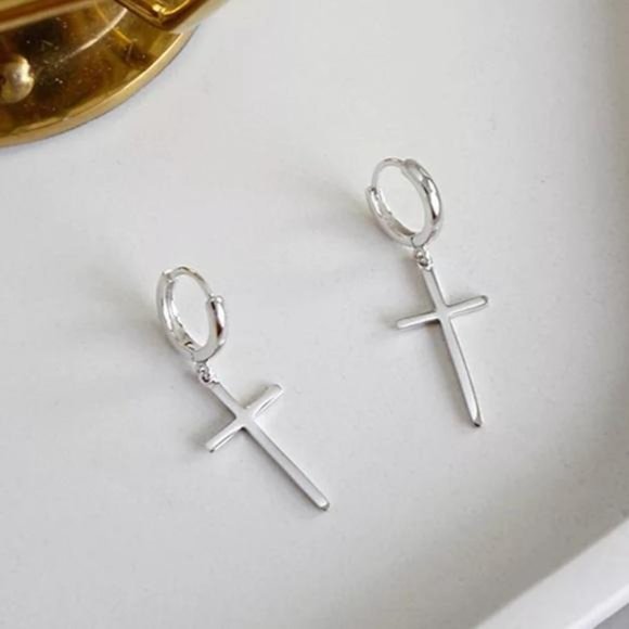 NEW 925 STERLING SILVER CROSS HOOP EARRINGS, NICE EARRINGS, CUTE EARRINGS - Picture 4 of 6